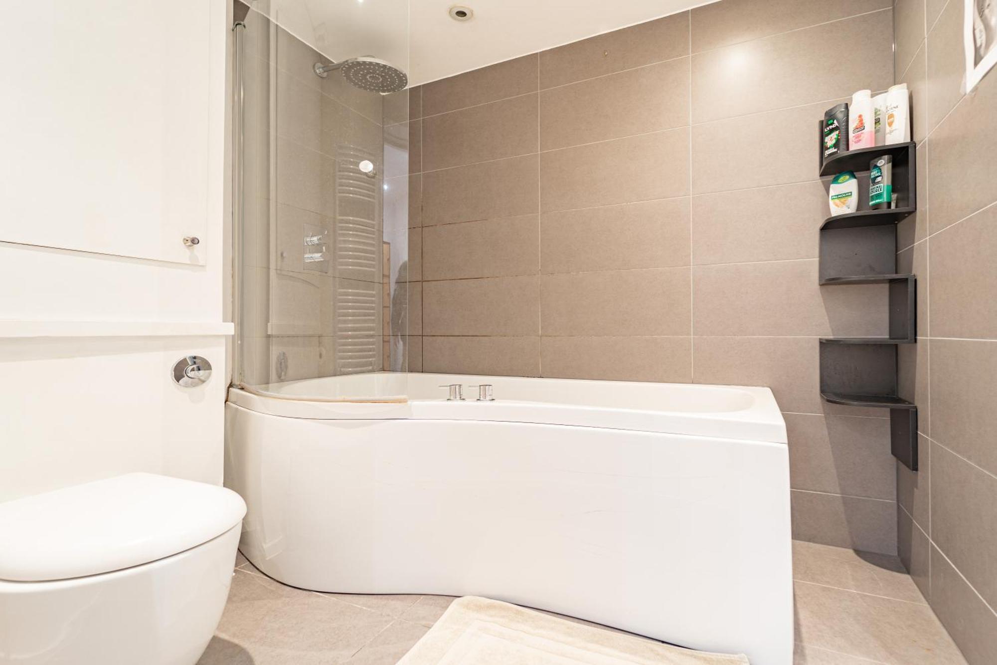 Modern Flat In Prime Location Near Shoreditch & Brick Lane Лондон Экстерьер фото