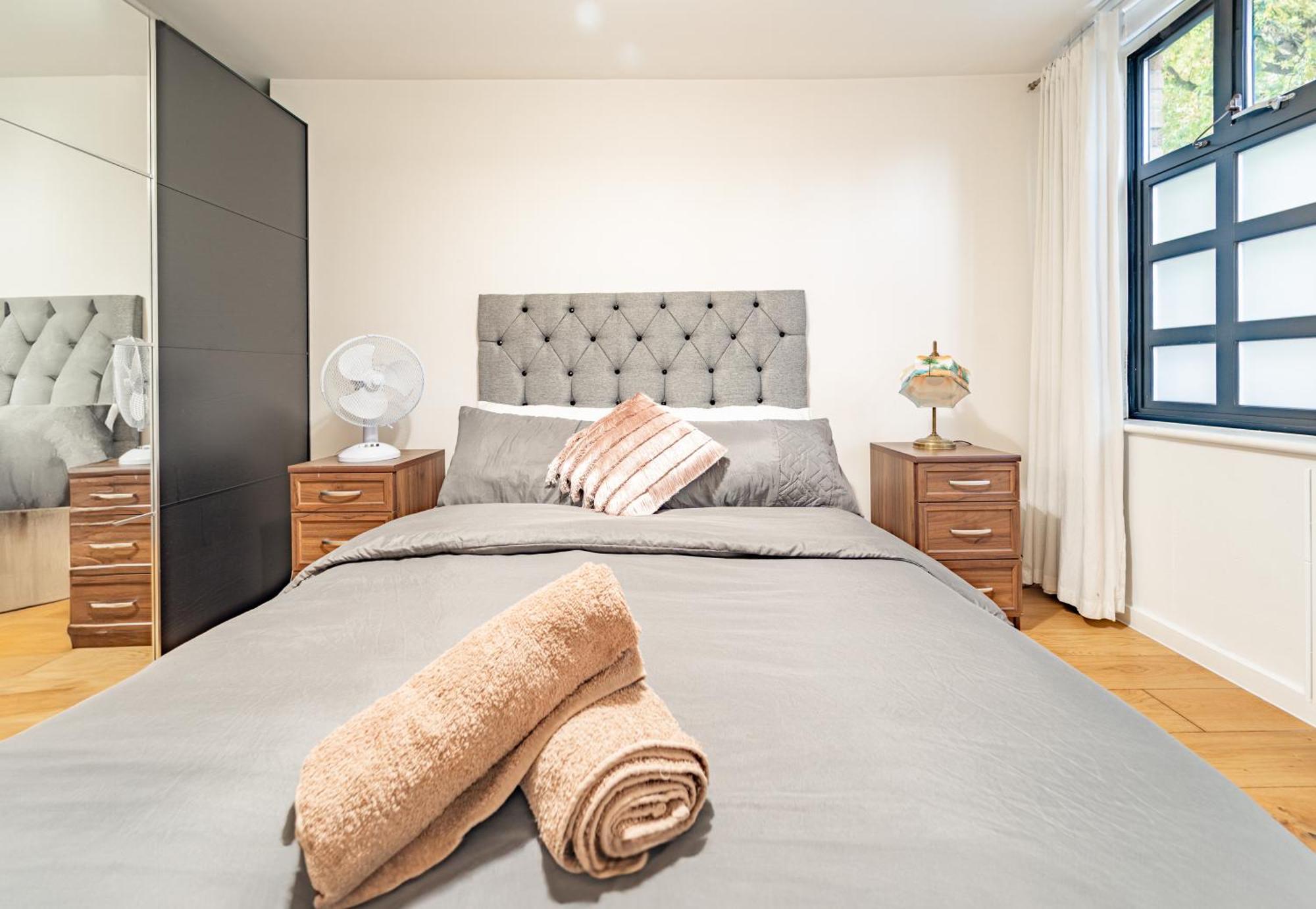 Modern Flat In Prime Location Near Shoreditch & Brick Lane Лондон Экстерьер фото